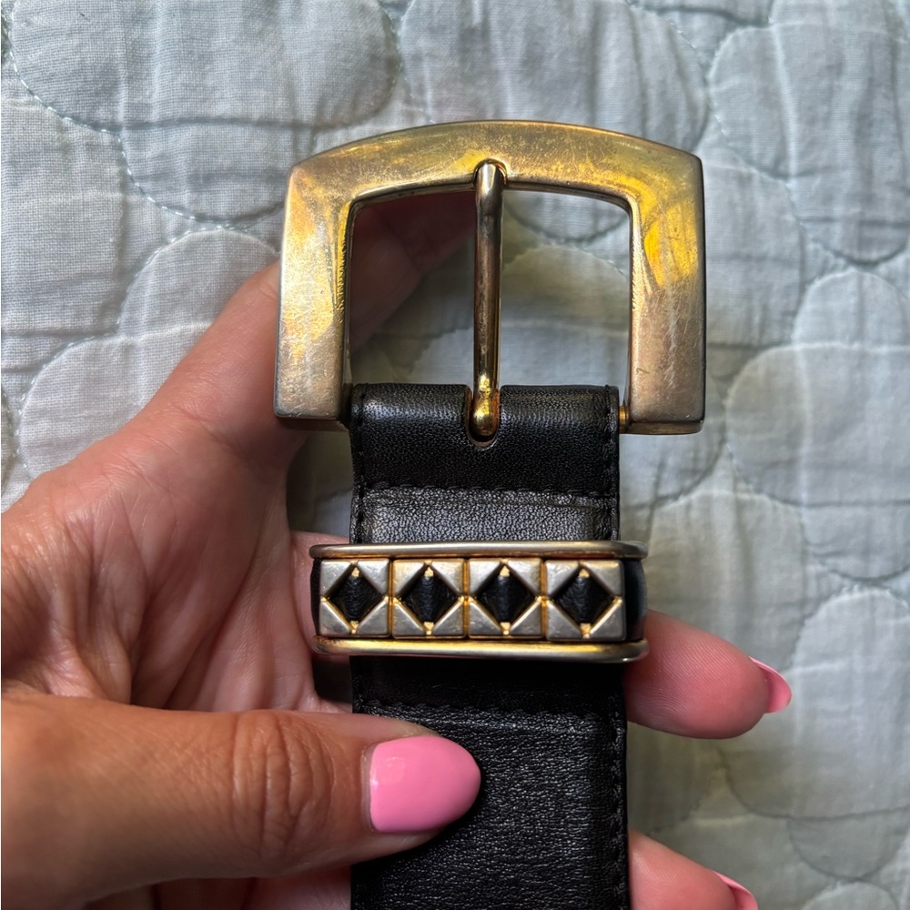 SALE📍📍📍Vintage MCM Black Belt with Gold Buckle size XS - Picture 2 of 9